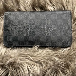 Louis Vuitton Zippy Wallet Damier Graphite Wallet EUC…